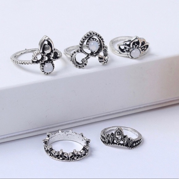 Ocean Dreams Tiara Rings - Picture 2 of 7